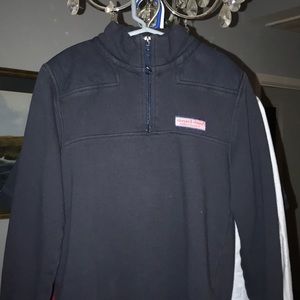 Vineyard vines youth shep shirt! Navy